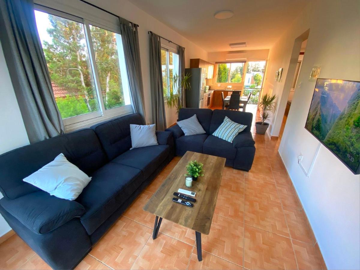 Ntoras Holiday Home Paphos ภายนอก รูปภาพ